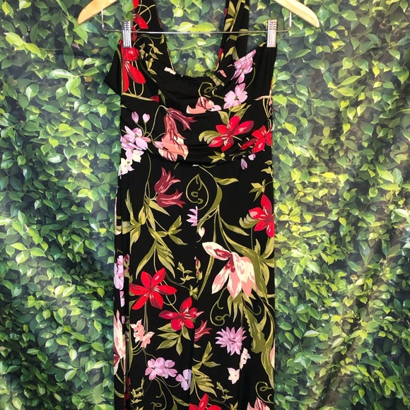 Floral Halter Neck jumpsuit - Black and Pink - Picture 14 of 16